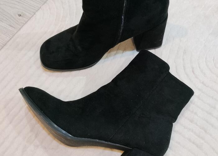 Grajewo ogłoszenia: sprzedam półbuty damskie rozm.37 zamsz stan bdb